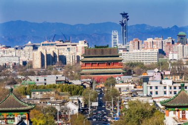 Beijing, Çin Jingshan Parkı davul kule Olimpiyat Park adlı birçok kuzeye seyir pavyonlar. Yasak Şehir, daha sonra parçası ayrı bir park, 1179 inşa.