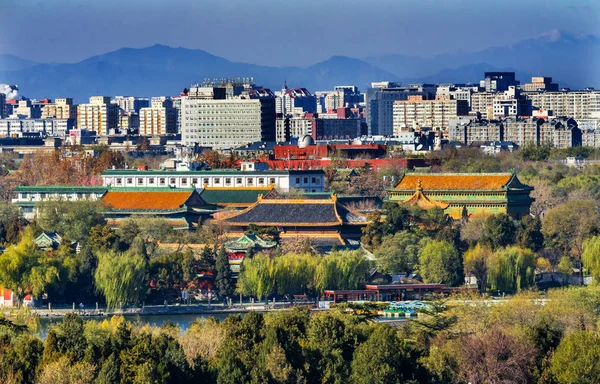老清图书馆档案船北海湖公园玉花岛北京中国北海公园是一个公共公园 创建于1000Ad — 图库照片