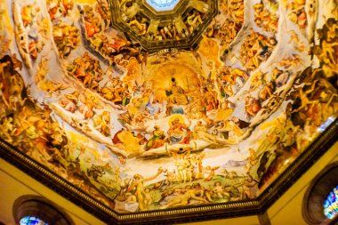 Florence, İtalya - 25 Eylül 2017 Giorgio Vasari fresk Jesus Last yargı kubbe Duomo Cathedral Santa Maria del Fiore kilise Floransa İtalya