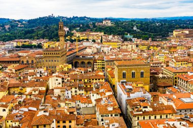 Turuncu çatı Palazzo Vecchio City Hall kule tepeleri Piazza Signoria Floransa Toskana İtalya