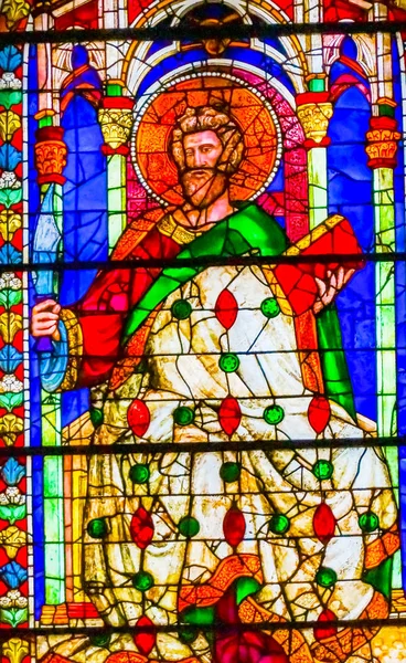 意大利佛罗伦萨 2017年9月25日圣刀彩绘玻璃窗大教堂教堂佛罗伦萨意大利 彩色玻璃 Ifrom 1400 至1500S 刀的符号 因为圣徒皮活剥 — 图库照片