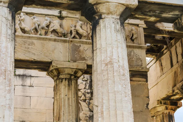 Древний Храм Гефеста Скульптурные Колонны Скульптуры Центавра Agora Market Place — стоковое фото