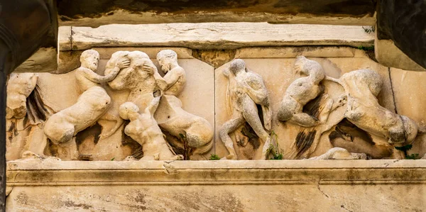 Ancient Temple Hephaestus Battle Centaurs Sculpture Columns Agora Market Place — Stock Photo, Image
