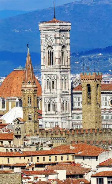 Campanile Domos Bapistry Duomo Catedral Iglesia Bargello Florencia Toscana Italia —  Fotos de Stock