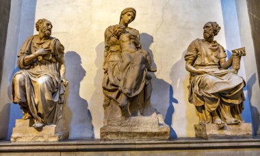 Florence, Italy - September 27, 2017 Mary Saints Statues Lorenzo Magnificent Tomb Medici Chapel San Lorenzo Medici Church Florence Tuscany Italy. Family Church  Medici Family clipart