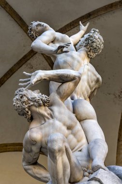 Sabinlerin heykel Palazzo Vecchio Loggia dei Lanza Piazza della Signoria Floransa Toskana İtalya tecavüz. 