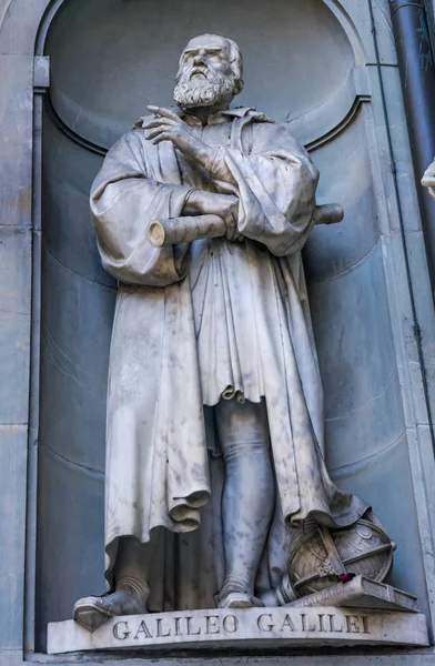 Florencia Italia Septiembre 2017 Galileo Galilei Estatua Científica Italiana Famosa —  Fotos de Stock