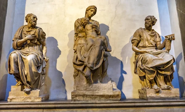 Florencja Włochy Września 2017 Mary Saints Posągi Lorenzo Wspaniały Grobowiec — Zdjęcie stockowe