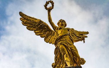 Golden melek bağımsızlık Anıtı güneş Mexico City Meksika altında. 1800'lerin başından 1910 kutluyor savaşta inşa bağımsızlık 1821 lider