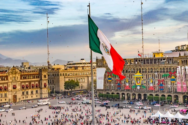 Mexico City Mexiko Ledna 2019 Zocalo Prezidentský Palác Vlajka Vánoční — Stock fotografie