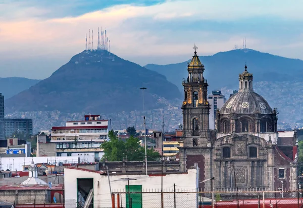 Santo Domingo Kirkko Vuoret Zocalo Mexico Kaupunki Meksiko — kuvapankkivalokuva