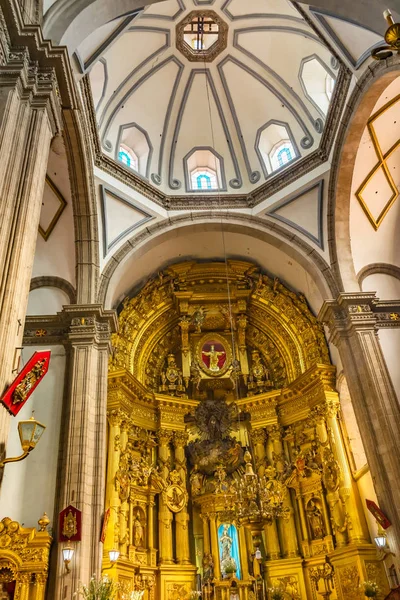 Bazilika sunak kubbe San Francisco kilise Mexico City Meksika — Stok fotoğraf