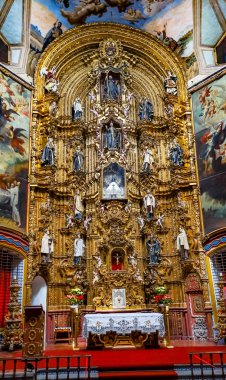 Basilica altar La Ensenaza Kilisesi Mexico City Meksika