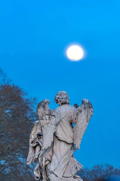 Бернини Ангел Кастель Понте Сан Анджело Рим Италия — стоковое фото