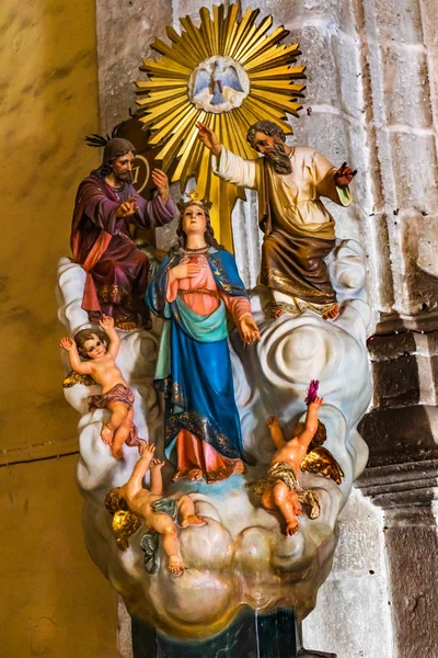 Mary Jesus Gott Statue Templo de la Compania Kirche Oaxaca Mexiko — Stockfoto