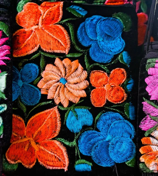 Coloridos Textiles Mexicanos de Flores Tela Artesanías Oaxaca México —  Fotos de Stock