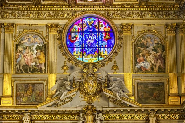 Mary witraże Rose Window Santa Maria Maggiore Rzym Włochy — Zdjęcie stockowe