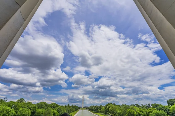 Columnas altas Monumento a Washington Capitol Hill Lincoln Memorial Washington DC —  Fotos de Stock