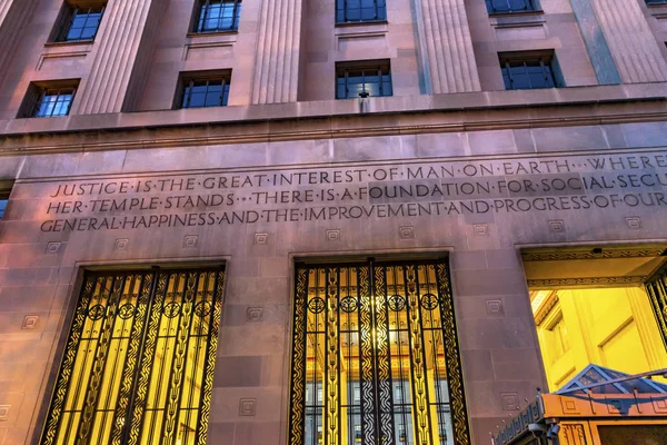 Entrance Robert Kennedy Justice Department Building Washington DC — Stock Photo, Image