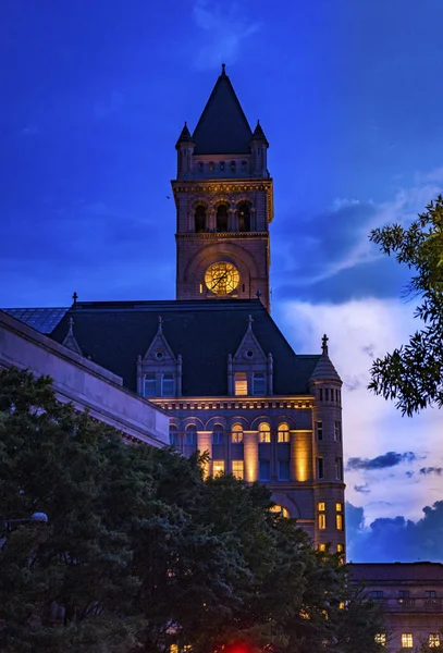 Iluminado Old Post Office Building Evening Washington DC —  Fotos de Stock