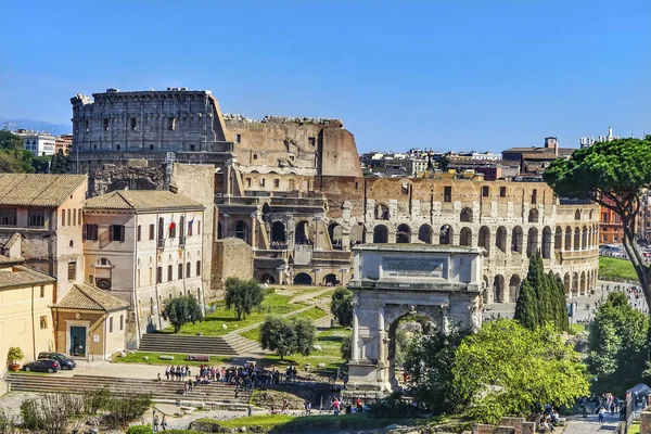 Antiguo Foro de Tito Arco Coliseo Romano Roma Italia —  Fotos de Stock