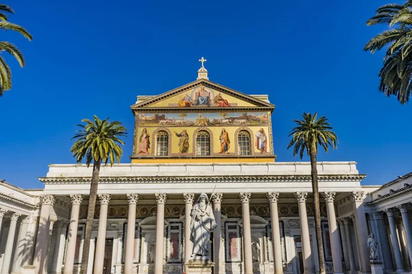 像 ファサード パパル 大聖堂 ポール ビヨンド ウォールズ ローマ イタリア — ストック写真