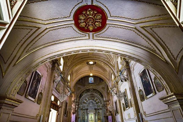 Arch Basilica Onze Lieve Vrouw Eenzaamheid gevel Kerk Oaxaca Mexico — Stockfoto