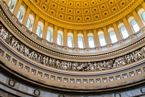 US Capitol dome rotunda American history frieze 워싱턴 DC — 스톡 사진