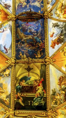 İtalya Trevio Roma 'daki Uzun Tavan Nave Bazilikası Aziz Maria