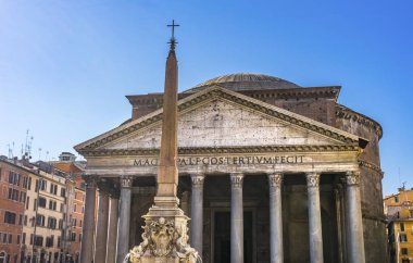 Obelisk Della Porta Çeşmesi Pantheon Meydanı Roma İtalya