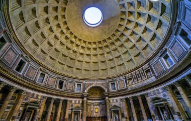Geniş Kubbe Sütunları Roma Altar Panteonu İtalya 