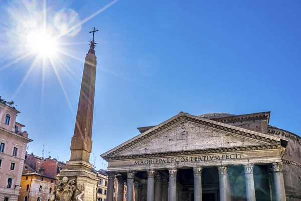 Colunas Romanas Templo do Panteão Sol Estrela Roma Itália — Fotografia de Stock