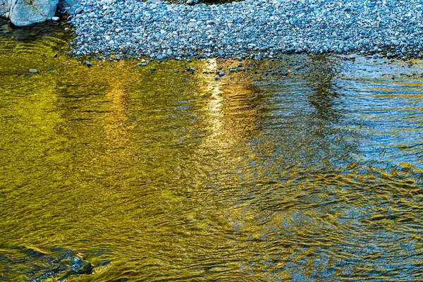 Sarı Mavi South Fork Snoqualme Nehri Snoqualme Vadisi Yolu Kuzey — Stok fotoğraf