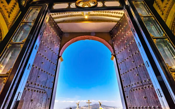 Colorful Looking Out Front Door Iglesia Nuestra Senora Los Remedios — Stock Photo, Image