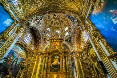 Puebla, Meksika - 5 Ocak 2019 Santa Domingo Kilisesi Puebla Mexico. 1600 'lerde inşa edilmiş.