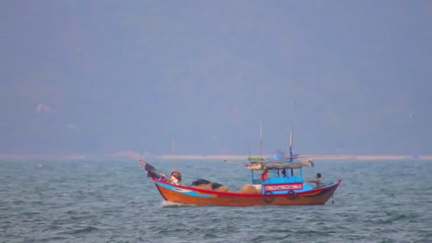 South China Sea Central Vietnam Asia August 2018 Vietnamese Fishing — Stock Video