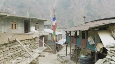 Manaslu devre Trek Nepal Köyü.