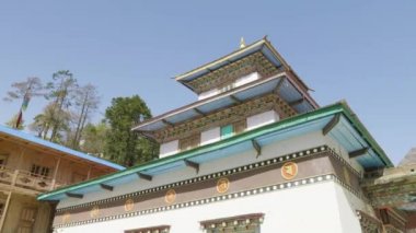 Manastır köyün Lho, Nepal.