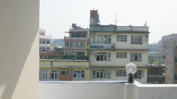 Panorama uitzicht over Kathmandu stad met daken, Nepal. — Stockvideo