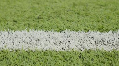 Beyaz çizgi futbol alanının. Yakın çekim yatay kaydırıcı vurdu