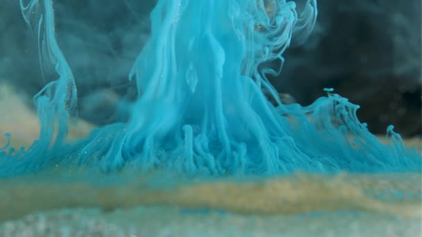 Colorful ink paint in the water, ink swirling flow up underwater — Stock Video