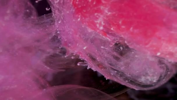 Kleurrijke inkt verf achtergrond in het water, inkt flow onderwater — Stockvideo