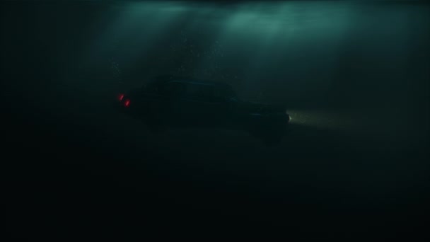 日の光の下で暗い水の中でヘッドライトや泡と車をシンク — ストック動画