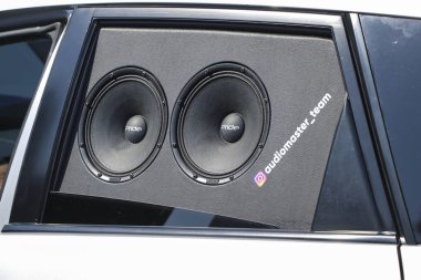 Yoshkar-Ola, Rusya, 11 Ağustos 2018: Auto Sergisi - otomatik ses yarışması. Arabada ses basıncı şampiyonada.