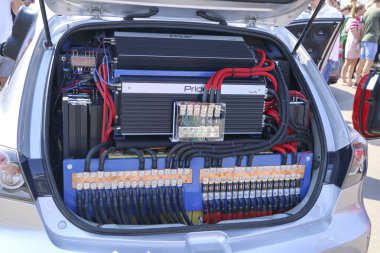 Yoshkar-Ola, Rusya, 11 Ağustos 2018: Auto Sergisi - otomatik ses yarışması. Arabada ses basıncı şampiyonada.