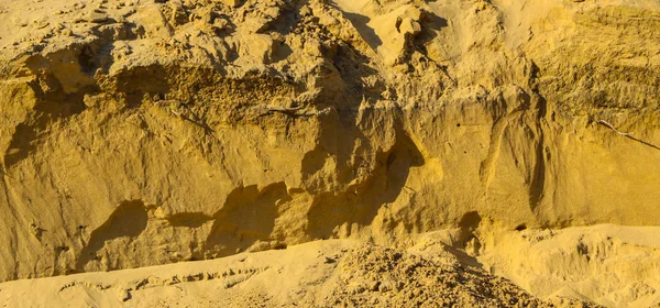 Die Textur Des Sandes Aus Der Sandkarriere Mit Unterschiedlichen Spuren — Stockfoto