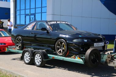 Yoshkar-Ola, Rusya, 17 Haziran 2018: Oto ve Motosiklet Fuarı - Festivali - Yo Zirvesi 2018 - otomatik gösterme