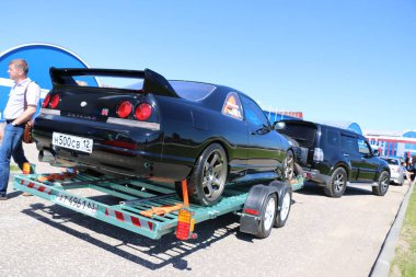 Yoshkar-Ola, Rusya, 17 Haziran 2018: Oto ve Motosiklet Fuarı - Festivali - Yo Zirvesi 2018 - otomatik gösterme