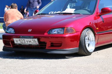 Yoshkar-Ola, Rusya, 17 Haziran 2018: Oto ve Motosiklet Fuarı - Festivali - Yo Zirvesi 2018 - Honda