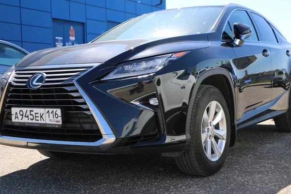 Yoshkar-Ola, Rusya, 17 Haziran 2018: Oto ve Motosiklet Fuarı - Festivali - Yo Zirvesi 2018 - otomatik gösterme